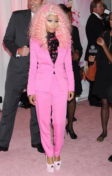 Nicki Minaj  Pink Friday  Fragrance Holiday Season Celebration in New York City (November 20, 2012) 