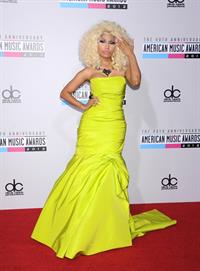 Nicki Minaj American Music Awards (November 18, 2012) 