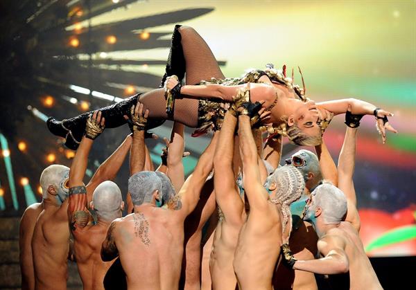 Kesha American Music Awards - Performance (November 18, 2012) 