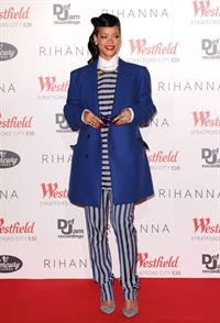 Rihanna Westfield Stratford Lights London Switch On (November 19, 2012) 