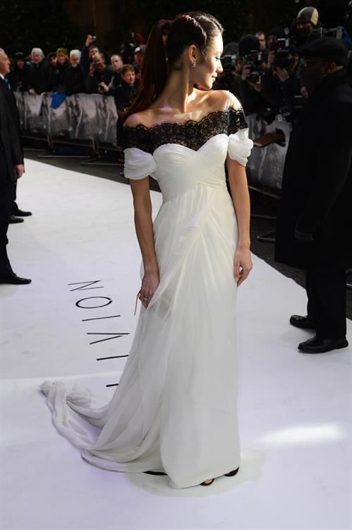 Olga Kurylenko  Oblivion  UK Premiere -- London, Apr. 4, 2013 