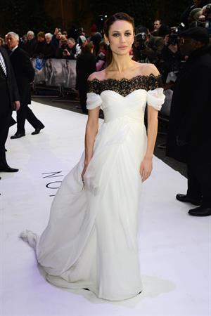 Olga Kurylenko  Oblivion  UK Premiere -- London, Apr. 4, 2013 
