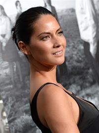 Olivia Munn attends the Los Angeles Season 2 Premiere Of HBO's Series  The Newsroom , July 10, 2013 