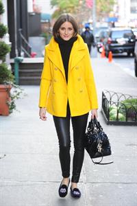 Olivia Palermo Going for breakfast on the Upper East Side in New York (November 19, 2012) 