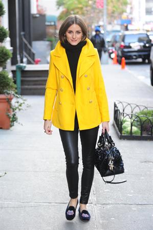 Olivia Palermo Going for breakfast on the Upper East Side in New York (November 19, 2012) 