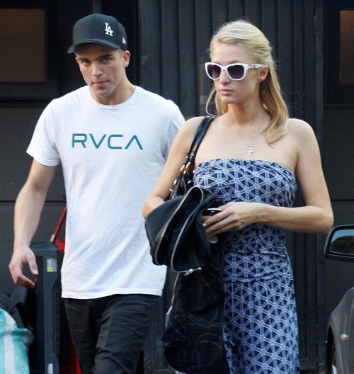 Paris Hilton Pictures Paris Hilton out And About in Beverly Hills 01.03.13