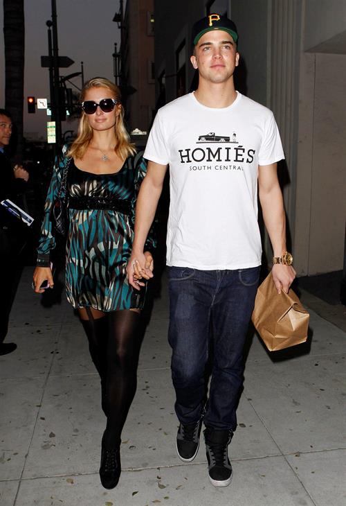 Paris Hilton Stops by Il Pastaio in Beverly Hills March 4, 2013 