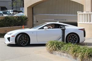 Paris Hilton Shopping at Kitson in Beverly Hills April 5, 2013 