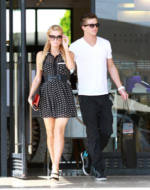 Paris Hilton Shopping at Kitson in Beverly Hills April 5, 2013 