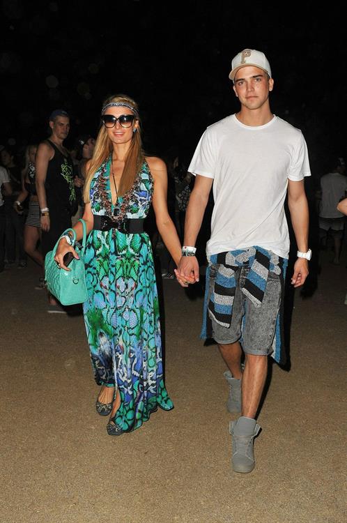 Paris Hilton Pictures Paris Hilton Coachella Valley Music and Arts Festival - Week 2 Day 1 April 2013