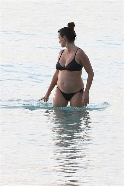 Penelope Cruz holidaying in Barbados 3/13/13  