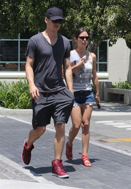 Rachel Bilson Pictures Rachel Bilson - Goes for some shopping with Hayden in L.A. (July 14, 2012)