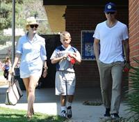 Reese Witherspoon Plays football with husband in Los Angeles (May 11, 2013) 