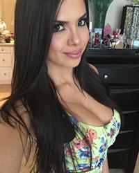 Franchesca del Carpio taking a selfie