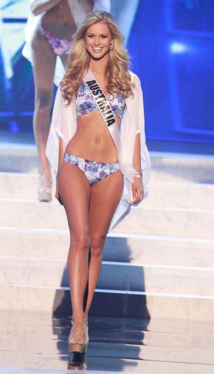 Renae Ayris (Miss Australia) 2012 Miss Universe Pageant in Las Vegas (Dec 19, 2012) 