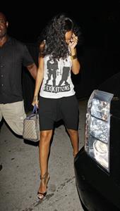 Rihanna - Leaves il Ristorante di Giorgio Baldi in Santa Monica 22.8.2012