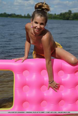 Lola Krit Topless Pictures Lola Krit in  Nuddo  for MetArt