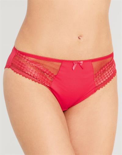 Talita Correa in lingerie