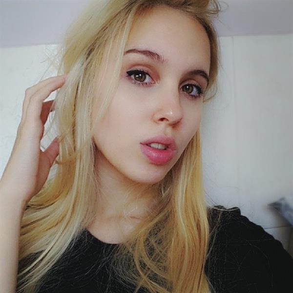 Maria Domark taking a selfie