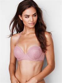 Robin Holzken in lingerie