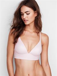 Robin Holzken in lingerie