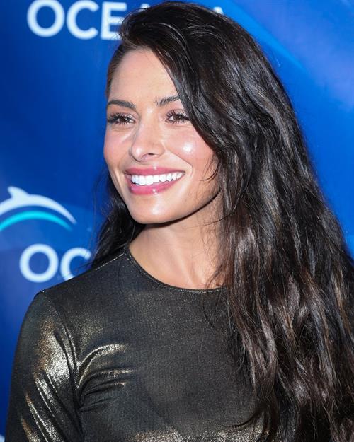 Sarah Shahi arrives at 2012 Oceana's SeaChange Summer Party on July 29, 2012 in Laguna Beach, California