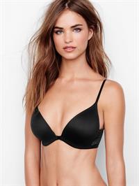 Robin Holzken in lingerie