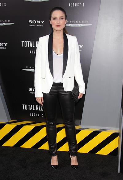 Sophia Bush - Total Recall Los Angeles Premiere Hollywood on August 1, 2012