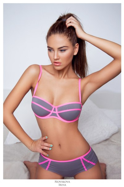 Kristina Krajt in lingerie