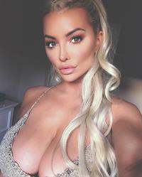Lindsey Pelas