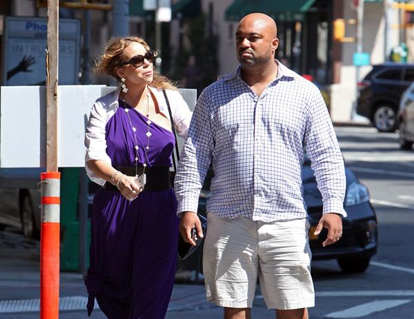 Mariah Carey strolls around New York City August 25, 2014
