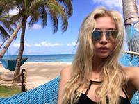 Taylor Godfrey taking a selfie