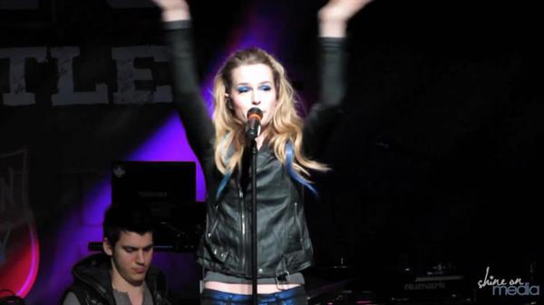 Bridgit Mendler