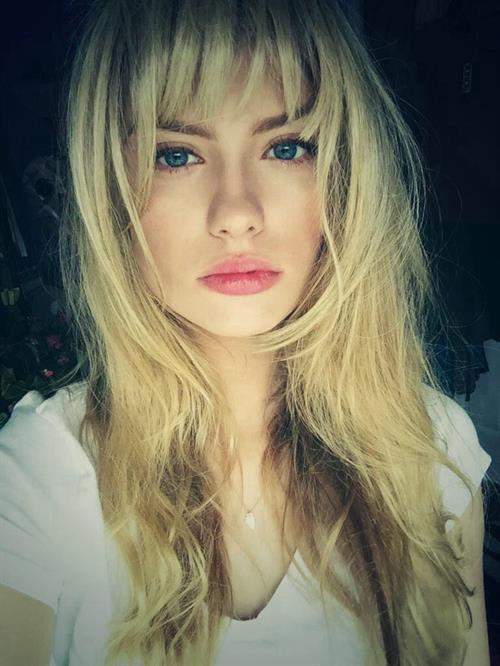 Alexandria Morgan taking a selfie