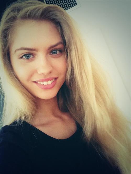 Alexandria Morgan taking a selfie