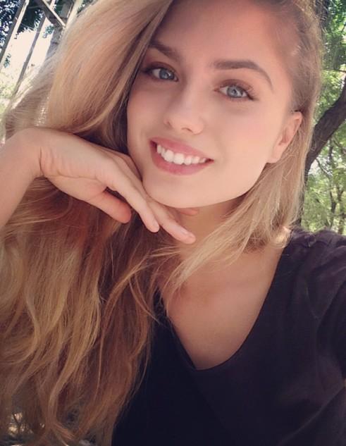 Alexandria Morgan taking a selfie