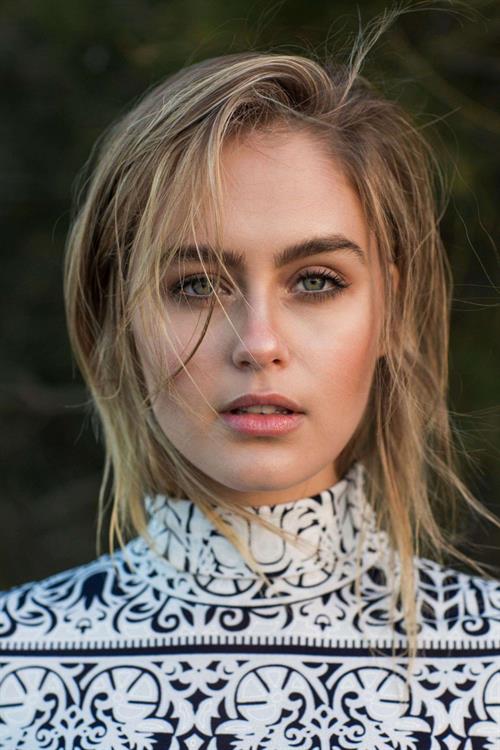 Stephanie Claire Smith