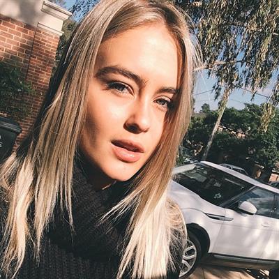 Stephanie Claire Smith taking a selfie