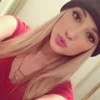Anna Faith Carlson taking a selfie