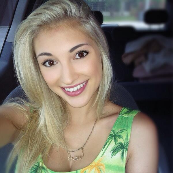 Anna Faith Carlson taking a selfie