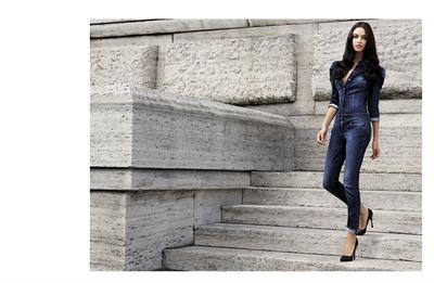 Shanina Shaik Pictures Shanina Shaik