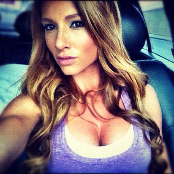Paige Hathaway taking a selfie