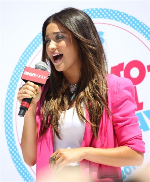 Shay Mitchell