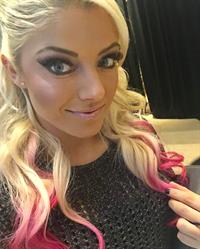 Alexa Bliss taking a selfie