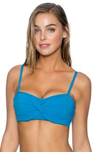 Elizabeth Turner in a bikini