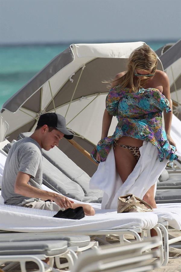 Nicky Hilton Hotel pool in Miami - December 31, 2012