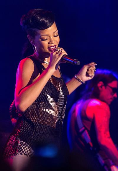 Rihanna Performing during 777 Tour in Berlin, Germany (November 18, 2012) 