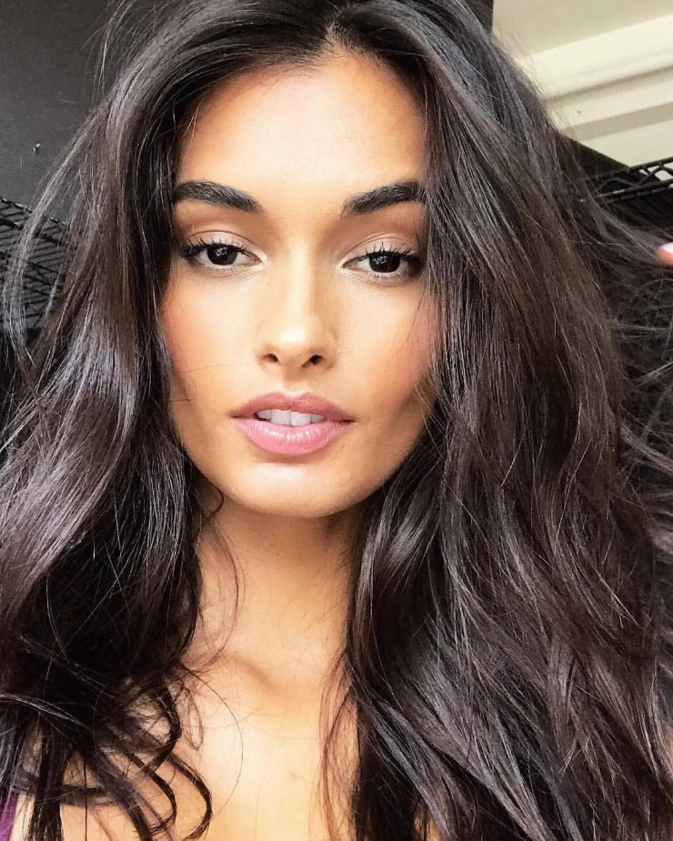 Gizele Oliveira Pictures