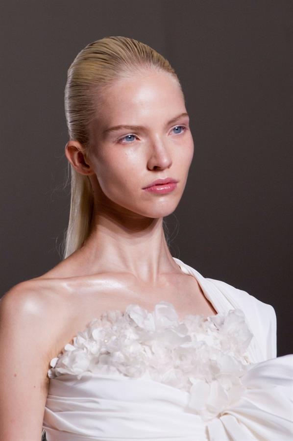 Sasha Luss