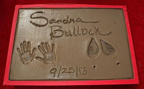 Sandra Bullock Immortalizal with hand and footprint Ceremony in Hollywood 25.09.13 
